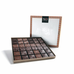 At each party, the opportunity to offer a box of authentic chocolates