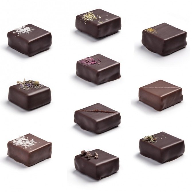 Coffret Découverte 4 ou 16 pralines Coffret Découverte 4 ou 16 pralines